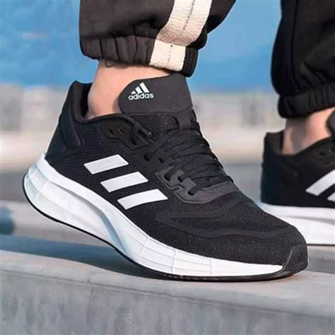 zapatilla adidas hombre negra